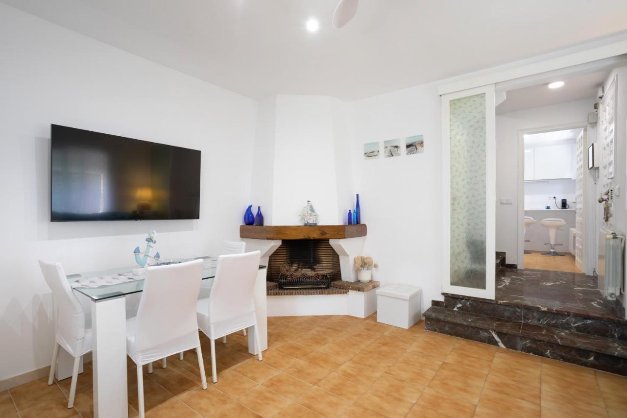 Bonita Casa Adosada Con Jardin Privado Y Piscina Comunitaria 卡莱利亚德帕拉弗鲁赫尔 外观 照片
