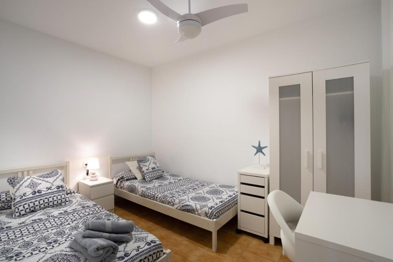Bonita Casa Adosada Con Jardin Privado Y Piscina Comunitaria 卡莱利亚德帕拉弗鲁赫尔 外观 照片